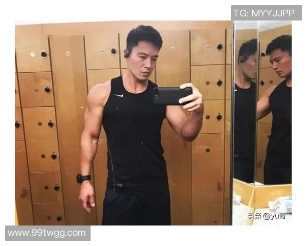 足球球星身材进化揭秘从青涩少年到顶级肌肉猛男之路